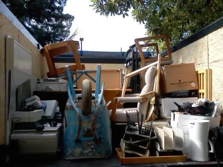 hassle-free property cleanouts service
